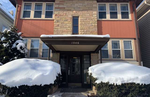 1046 E Johnson St - 1046 East Johnson Street, Madison, WI 53703