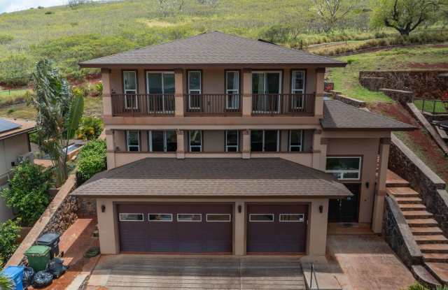 Stunning Custom 5 bedroom | 3 Bath | 3300 sf Home | 3 car garage in Upper Makakilo photos photos