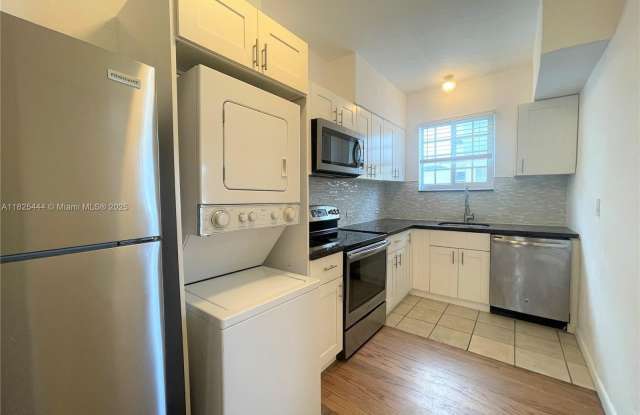 635 12th St photos photos