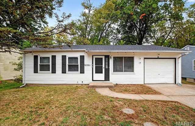 Step into Santa Maria - 12321 Santa Maria Drive, Spanish Lake, MO 63138