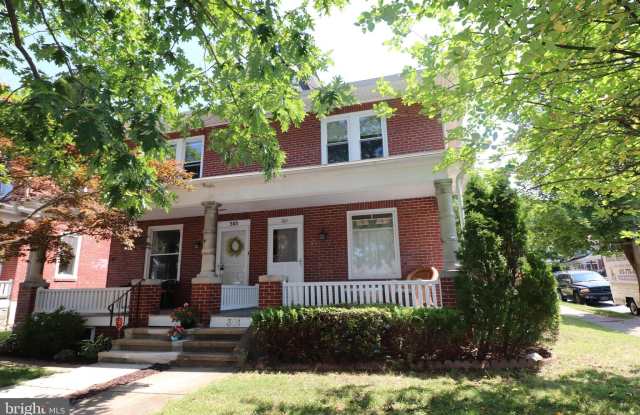 301 N WAVERLY STREET - 301 North Waverly Street, Shillington, PA 19607