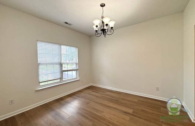 106 Thurber Way Gallery 3