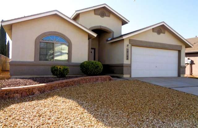 Unblemished Single Level Eastside Home With Refrigerated Air Located In Quiet Neighborhood photos photos