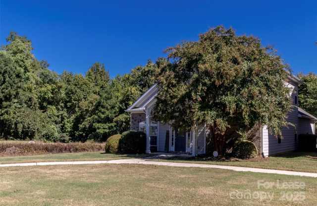 20345 Harroway Drive Gallery 2