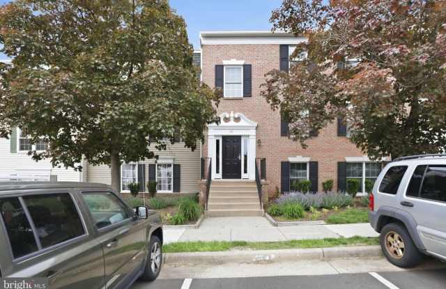 119 FORT EVANS RD SE #B photos photos