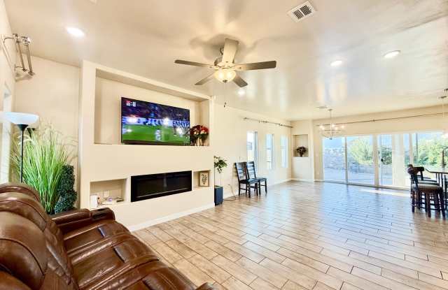 13873 Sky Harbor Avenue Gallery 4