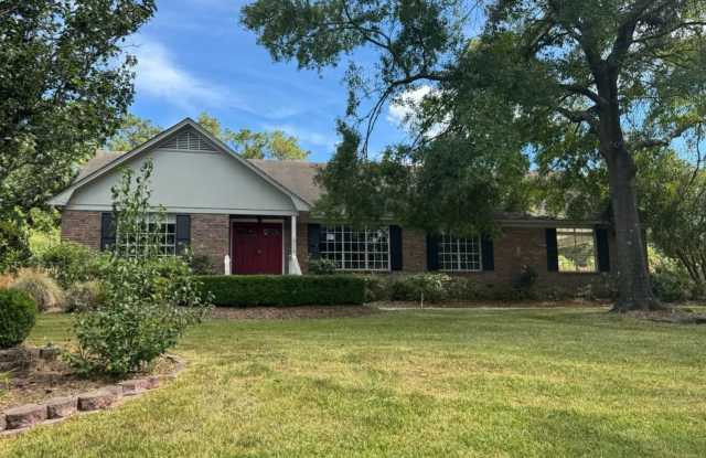 Old Wood Valley S/D photos photos