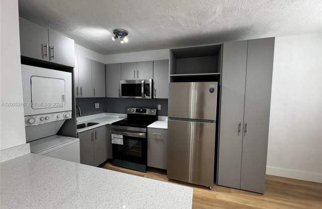 7928 Harding Ave photos photos
