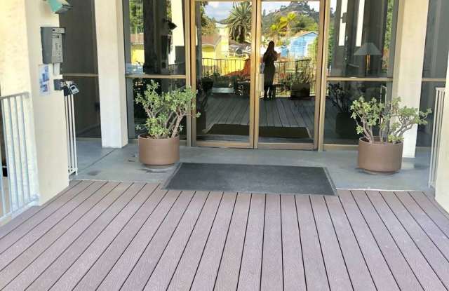 4900 Rosehedge Dr #210 Gallery 2