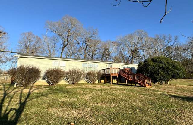 ~~ Home with 2 acres located in Mebane ~~ photos photos ~~ Home with 2 acres located in Mebane ~~ photos photos
