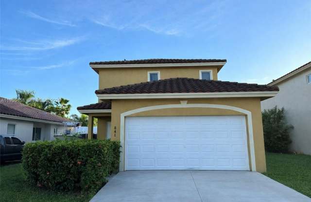 841 SW 6th St photos photos