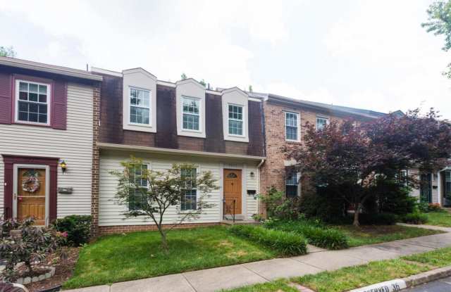 5825 BERKSHIRE CT Gallery 3