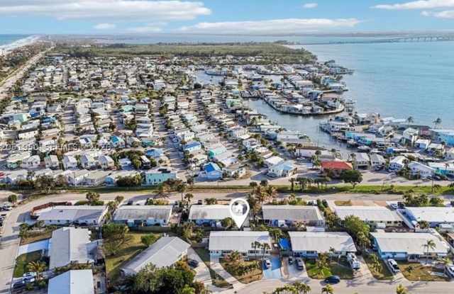 86 N El Mar Dr Jensen Beach, FL photos photos