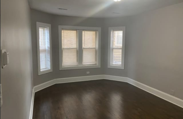 8216 South Ingleside Ave photos photos