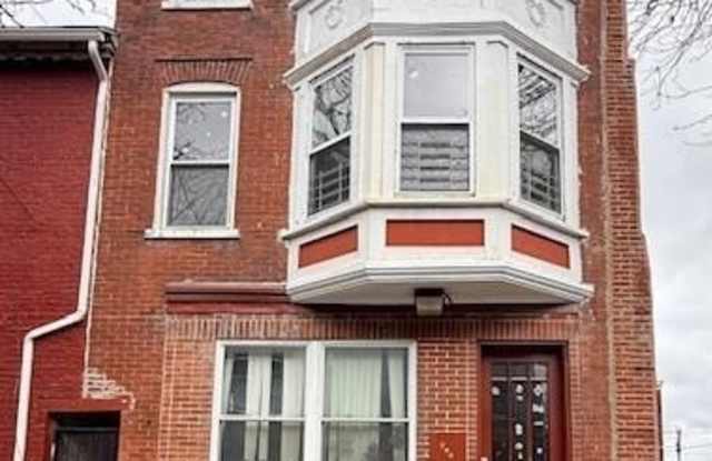 944 W walnut photos photos