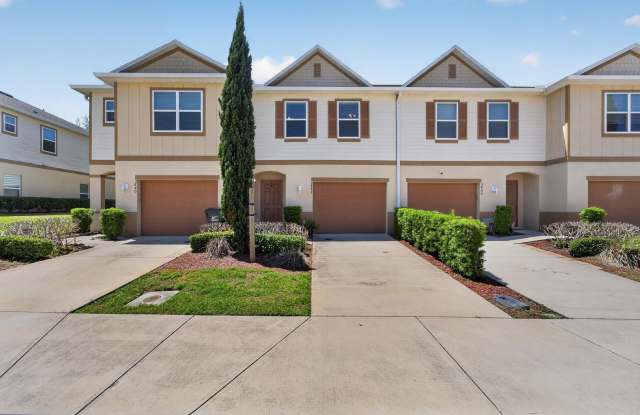 3842 Hampstead Ln photos photos