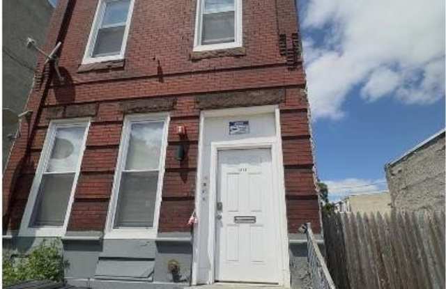 1211 W CAMBRIA STREET photos photos