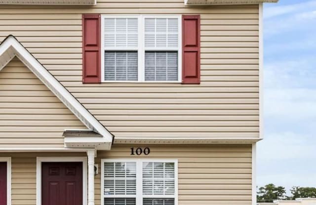 100 Cornerstone Place - 100 Cornerstone Pl, Jacksonville, NC 28546