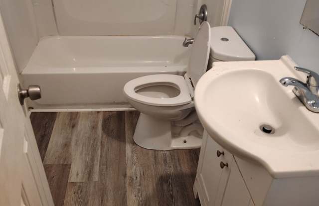 Charming 2BR House in Shreveport.     ***HALF OFF FIRST MONTH RENT!!!*** Gallery 4