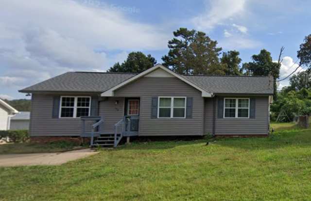 COMING SOON! 3 bed  2 bath photos photos