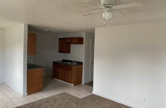 3 Bedroom, Single-story Townhomes for rent in Des Moines IA photos photos