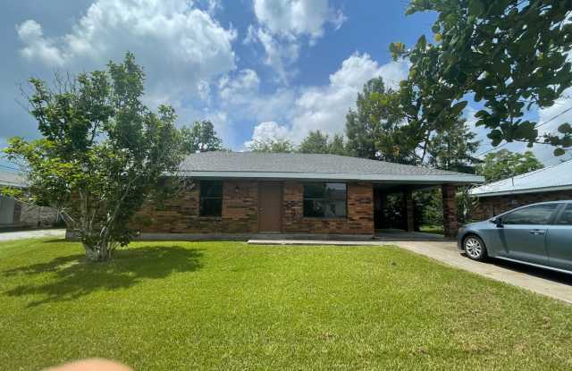 3 Bed/1.5 Bath Brick House photos photos