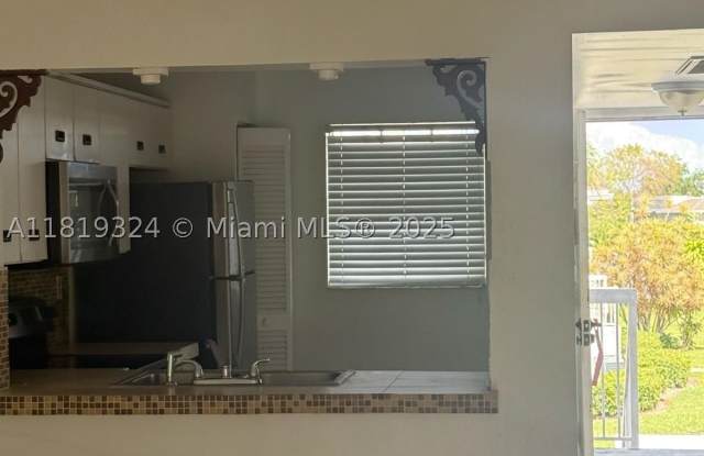 438 NE 210th Cir Ter Gallery 4