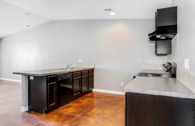 Spacious Duplex Near St. Joe Gallery 4
