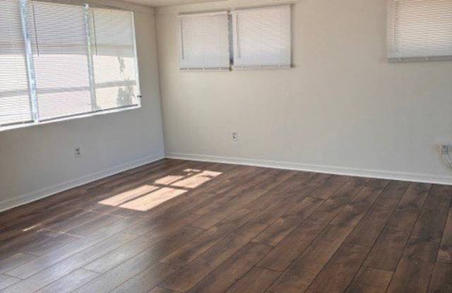1759 Winkler Avenue Gallery 4