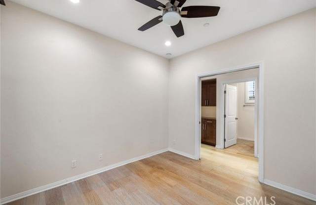 206 Bancroft - 206 Bancroft, Irvine, CA 92620