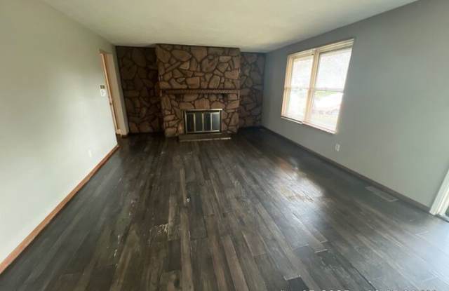 5826 Riverton Court West Gallery 3