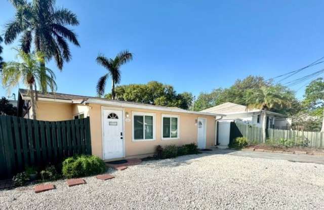 10548 Lake Drive #B Gallery 3