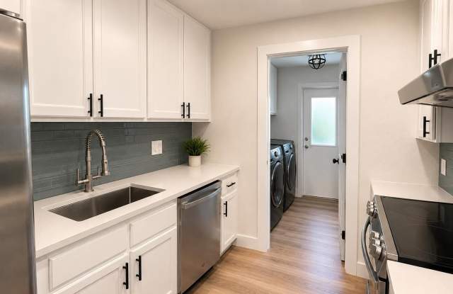 7686 SE HILLTOP Terrace Gallery 4