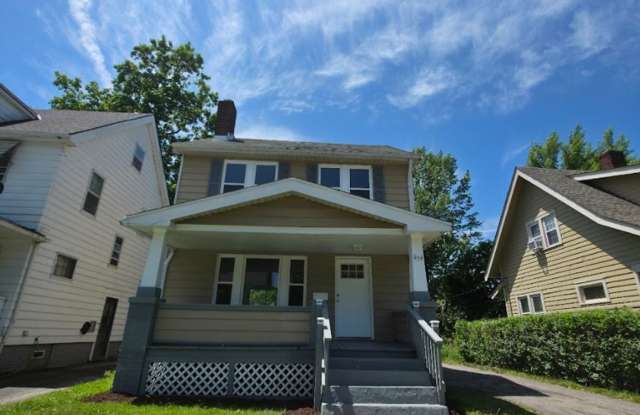 Cleveland Heights 3-Bed Single-Family photos photos