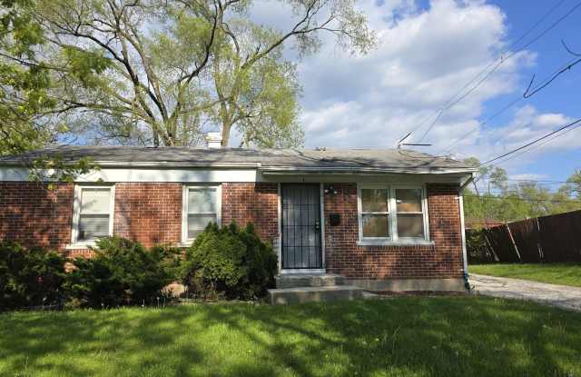 21719 Gailine Avenue photos photos