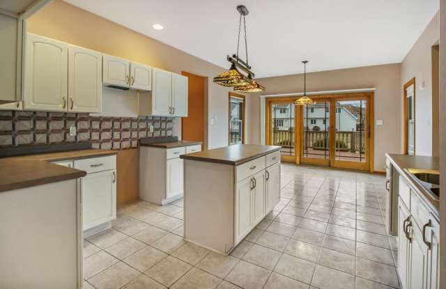 1120 Boxwood Drive Gallery 4