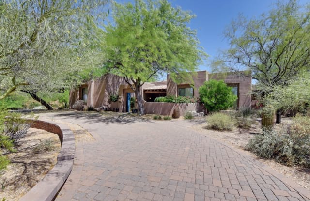 9112 E Los Gatos Dr - 9112 East Los Gatos Drive, Scottsdale, AZ 85255