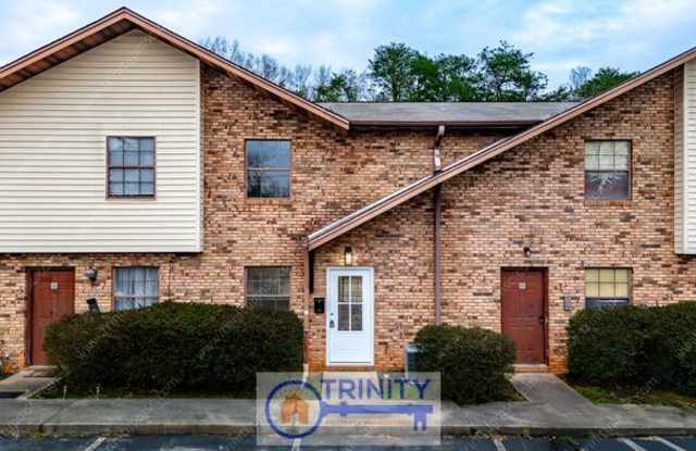 102 Lynn Circle photos photos