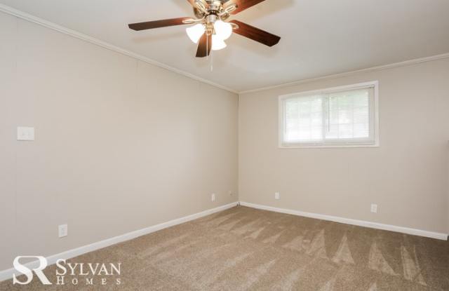 3633 Tampa Trail Southwest Gallery 4