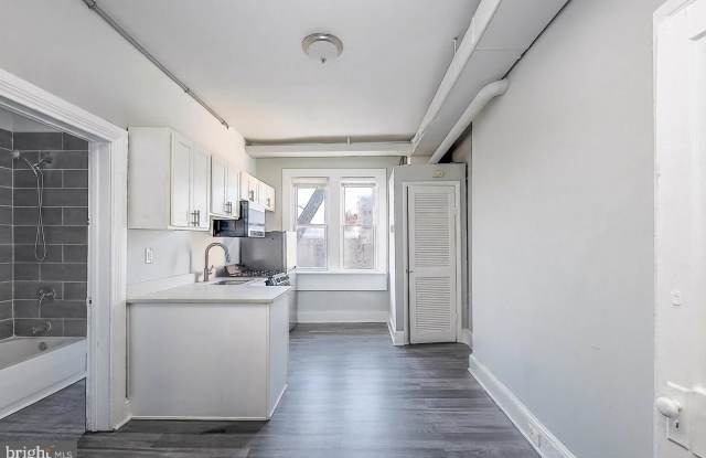 1037 EDMONDSON Avenue Gallery 2