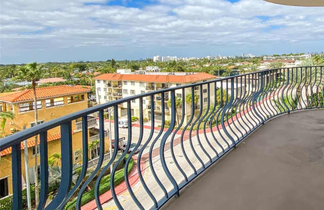 8877 Collins Ave photos photos