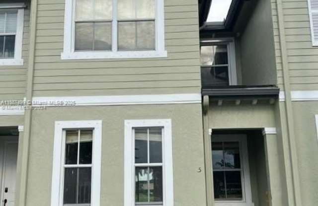 205 SE 29th Ter photos photos