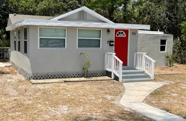 743 37th Ave S photos photos 743 37th Ave S photos photos