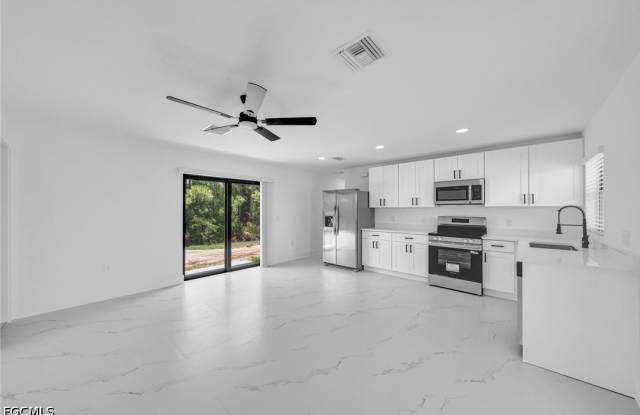 4984 Fairway Court Gallery 3