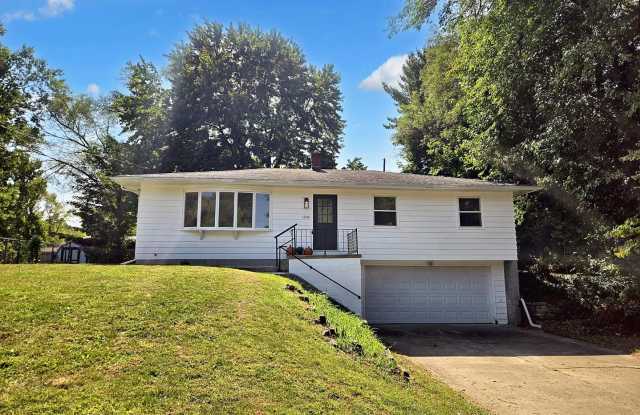 1204 Applecroft Ave photos photos