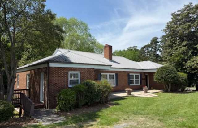 227 Lexington Rd photos photos