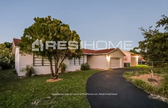 10381 Southwest 168th Street - 10381 Southwest 168th Street, Palmetto Estates, FL 33157