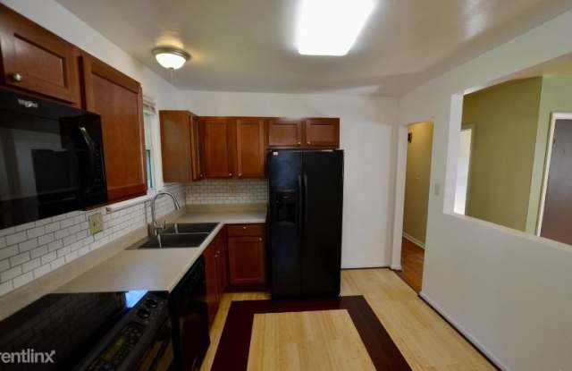 7403 Waldran Avenue Gallery 4