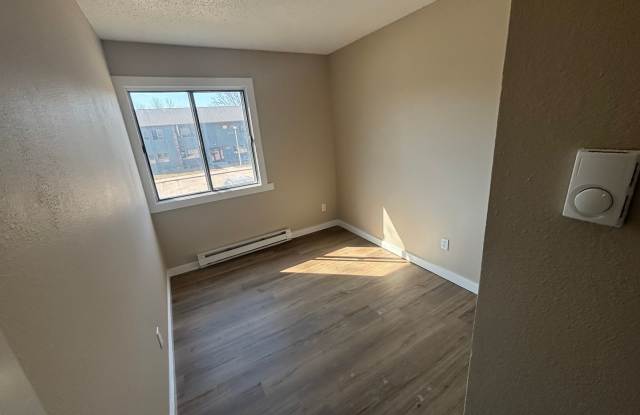 Two bedroom one bath apartment Gallery 2