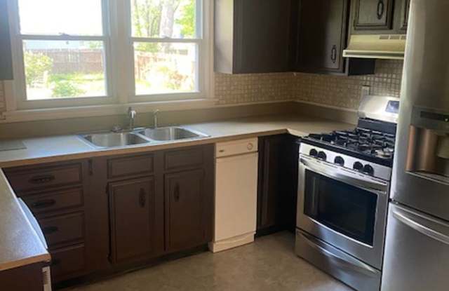 124 Maxwell Avenue North Syracuse 3 Bedroom 1 Bath Single Family photos photos